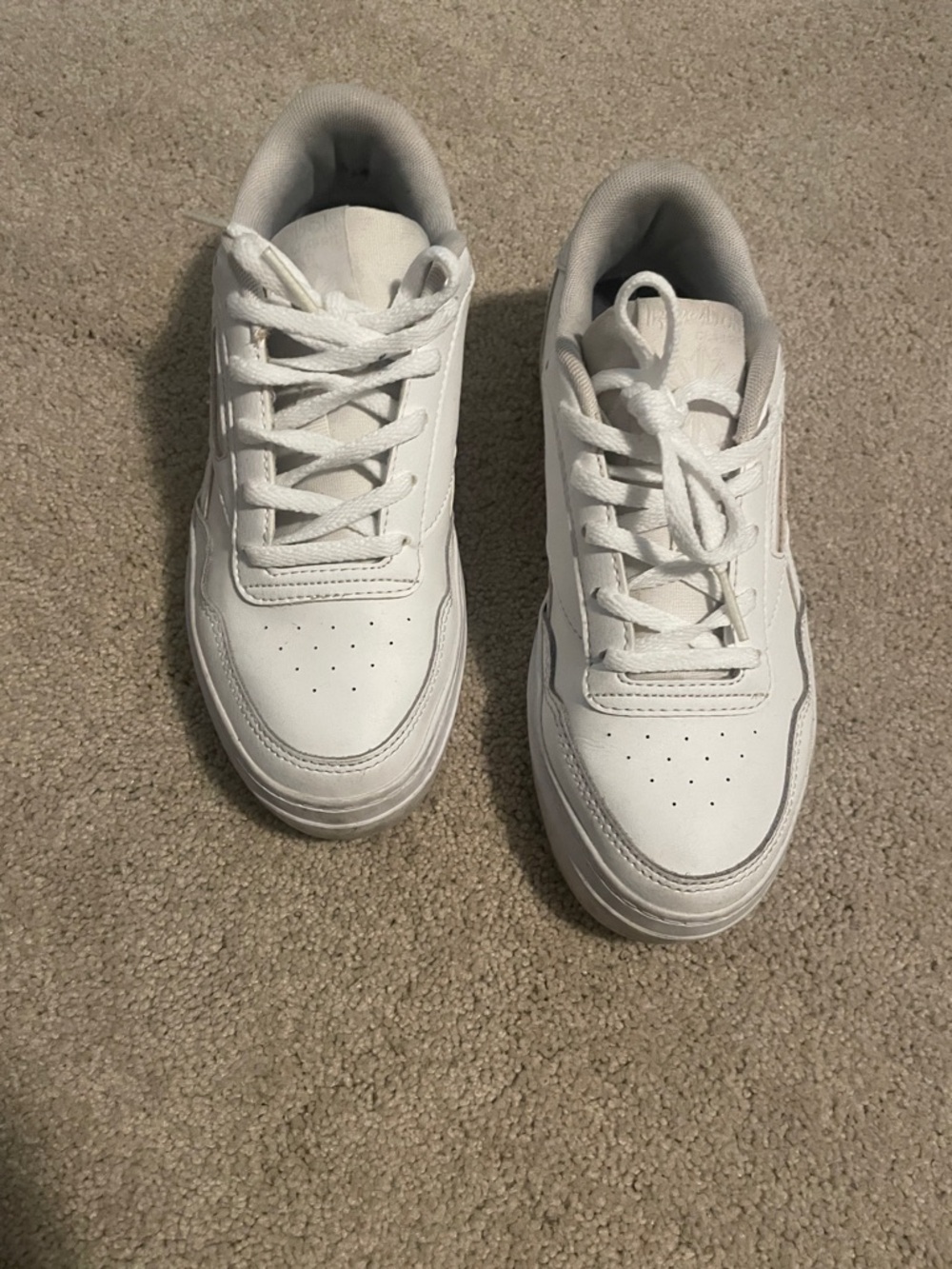 Reebok White Sneakers with Gum Sole